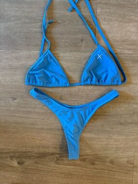 Boutine LA Bright Blue Triangle Bikini Set